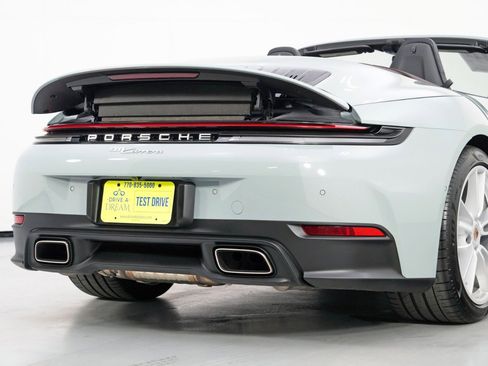 Used 2025 Porsche 911 Carrera image 58