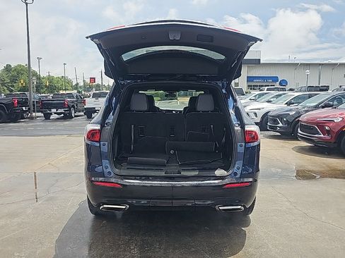 Certified 2022 Buick Enclave Essence image 6