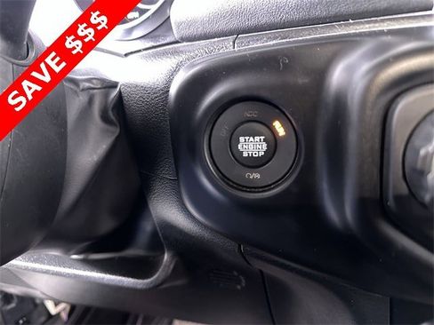 Used 2022 Jeep Gladiator Overland image 17