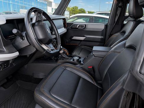 Used 2022 Ford Bronco Badlands AWD/4WD image 2