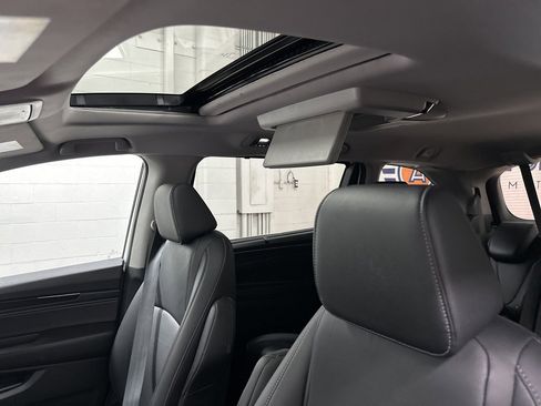 Used 2023 Honda Odyssey Touring image 36