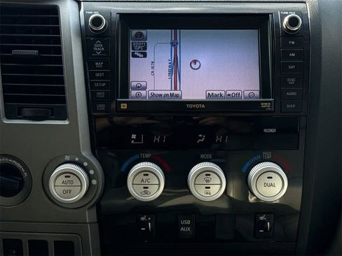 Used 2012 Toyota Tundra Limited w/ Memory Pkg image 17