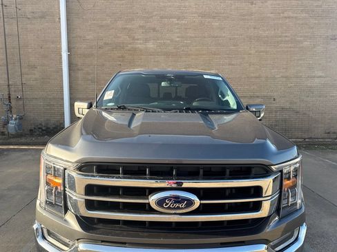 Used 2022 Ford F150 Lariat w/ FX4 Off-Road Package AWD/4WD image 2