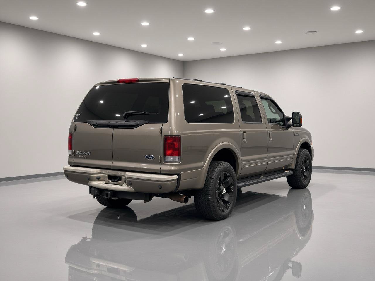 Used 2005 Ford Excursion Eddie Bauer AWD/4WD image 6
