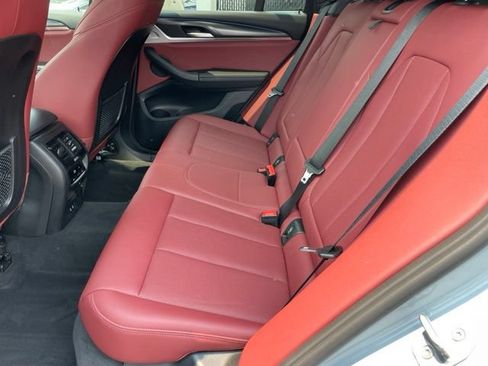 Used 2024 BMW X3 xDrive30i w/ Premium Package AWD/4WD image 7