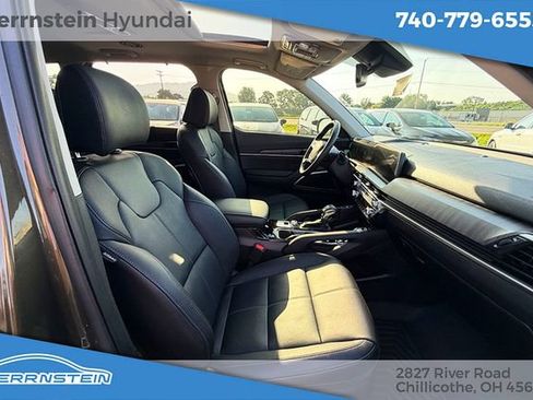 Used 2024 Kia Telluride EX w/ EX Captain's Chair Package AWD/4WD image 29