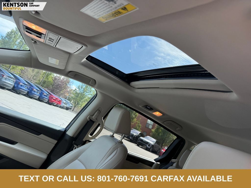 Used 2025 Honda Odyssey EX-L image 23