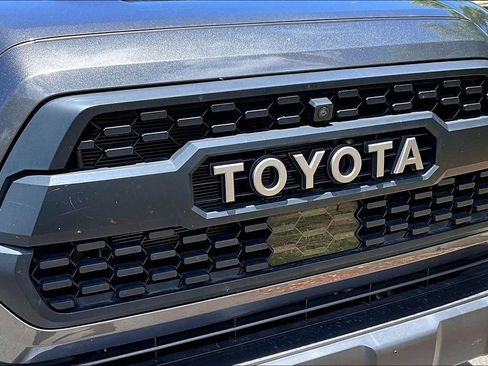 Used 2023 Toyota Tacoma TRD Pro AWD/4WD image 31
