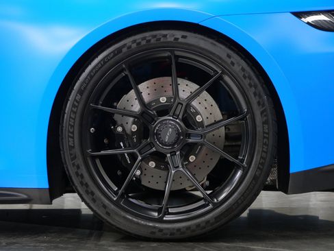 Used 2022 Porsche 911 GT3 RWD image 11