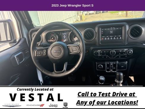 Used 2023 Jeep Wrangler Unlimited Sport AWD/4WD image 20