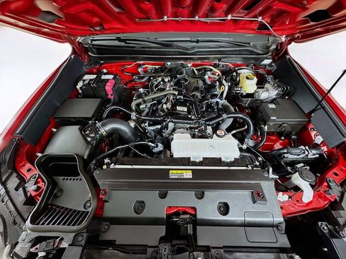 Certified 2025 Toyota Tacoma SR5 image 24