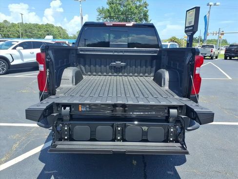 New 2026 Chevrolet Silverado 1500 LTZ w/ Z71 Off-Road Package AWD/4WD image 15