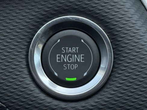 New 2026 Chevrolet Equinox LT w/ Safety and Technology Package FWD image 18