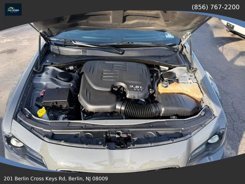 Used 2019 Chrysler 300 S image 36