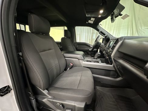 Used 2017 Ford F150 XLT w/ Equipment Group 302A Luxury AWD/4WD image 14