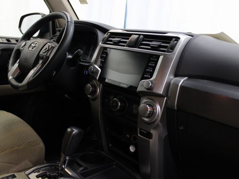 Used 2021 Toyota 4Runner SR5 image 29