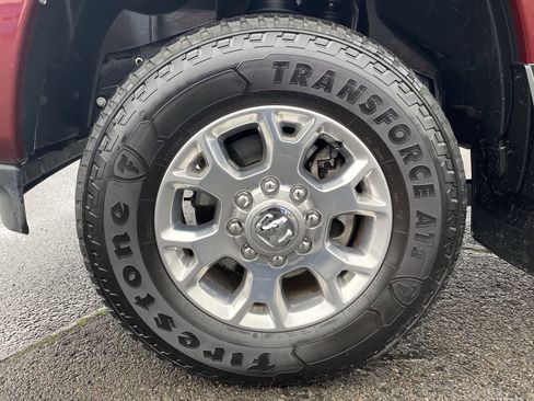 Used 2024 RAM 3500 Laramie image 10