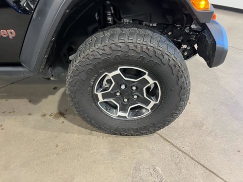 Used 2023 Jeep Gladiator Mojave w/ LED Lighting Group image 35