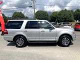 Used 2017 Ford Expedition XLT image 4