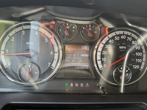 Used 2012 RAM 1500 Classic SLT AWD/4WD image 11