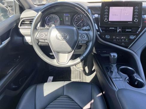 Used 2024 Toyota Camry SE image 8