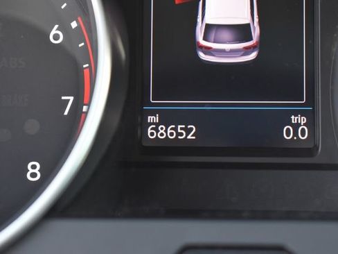 Used 2021 Volkswagen Tiguan SE FWD image 27