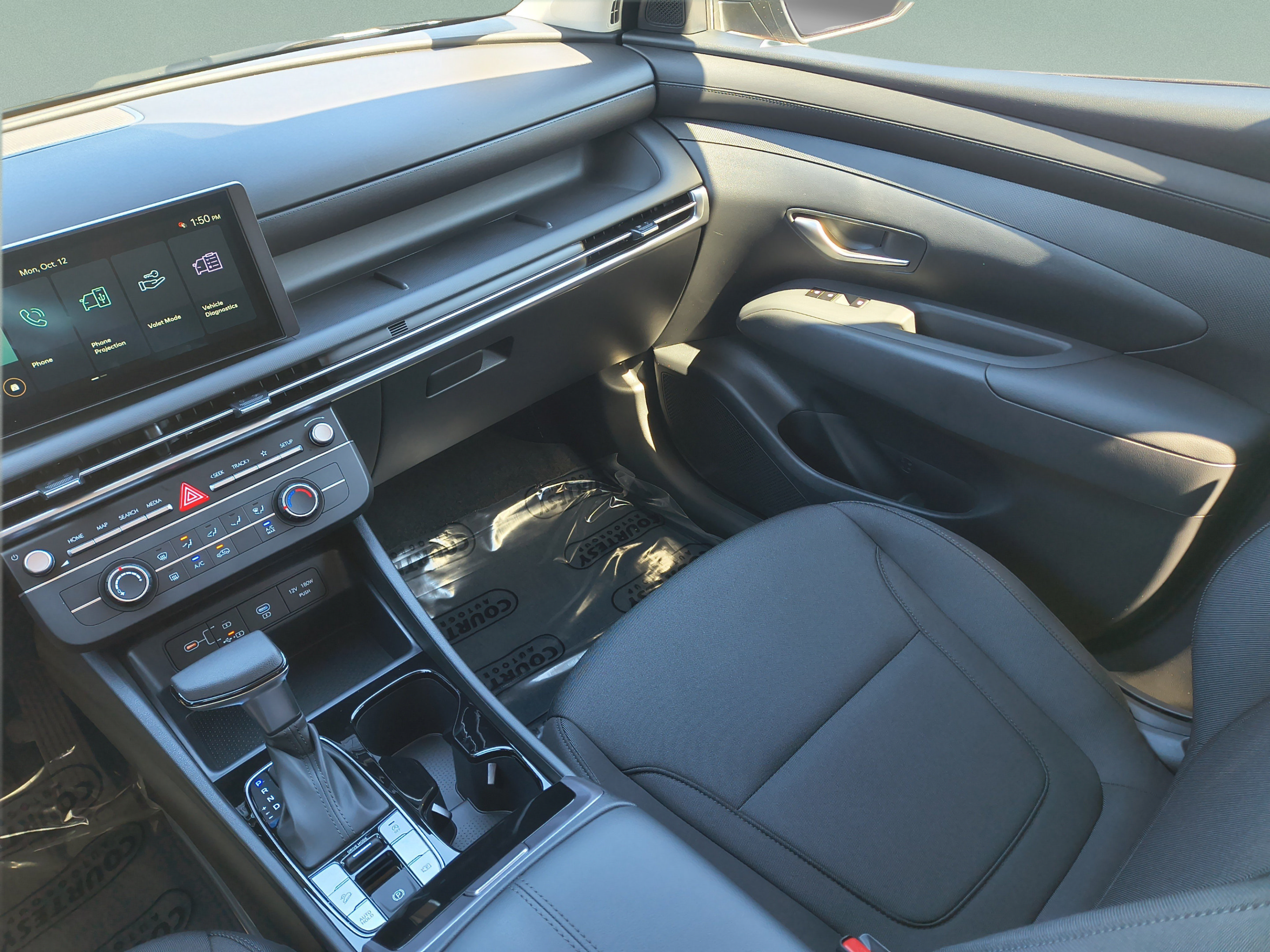 New 2026 Hyundai Tucson SE FWD image 12
