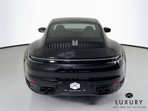 Used 2022 Porsche 911 Carrera w/ Premium Package RWD image 7
