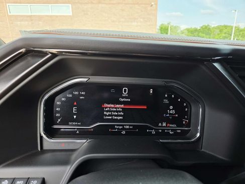 Used 2025 GMC Sierra 2500 AT4 w/ AT4 Premium Plus Package AWD/4WD image 30