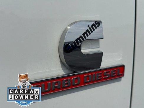 Used 2024 RAM 2500 Tradesman w/ Chrome Appearance Group AWD/4WD image 8