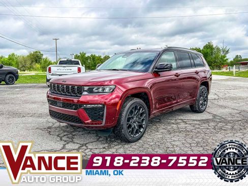 New 2026 Jeep Grand Cherokee L Summit w/ Obsidian Package AWD/4WD image 3