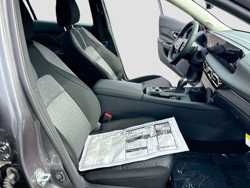 New 2026 Nissan Sentra SV w/ SV Convenience Package FWD image 21