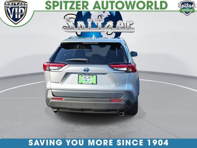 Used 2024 Toyota RAV4 XLE AWD/4WD image 7