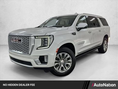 Used 2021 GMC Yukon XL Denali AWD/4WD image 1