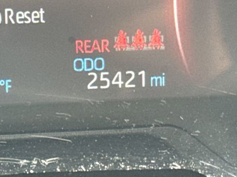 Used 2023 Toyota RAV4 LE FWD image 17
