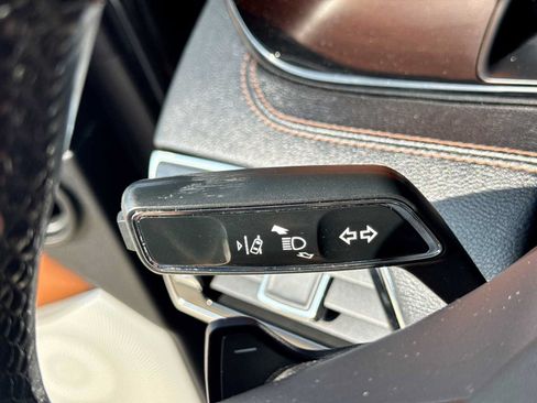 Used 2019 Lincoln Navigator Reserve AWD/4WD image 28