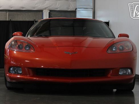 Used 2011 Chevrolet Corvette Coupe w/ 1LT image 31
