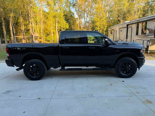 Used 2020 RAM 2500 Big Horn w/ Night Edition AWD/4WD image 5