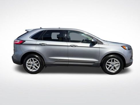 Used 2022 Ford Edge SEL AWD/4WD image 9