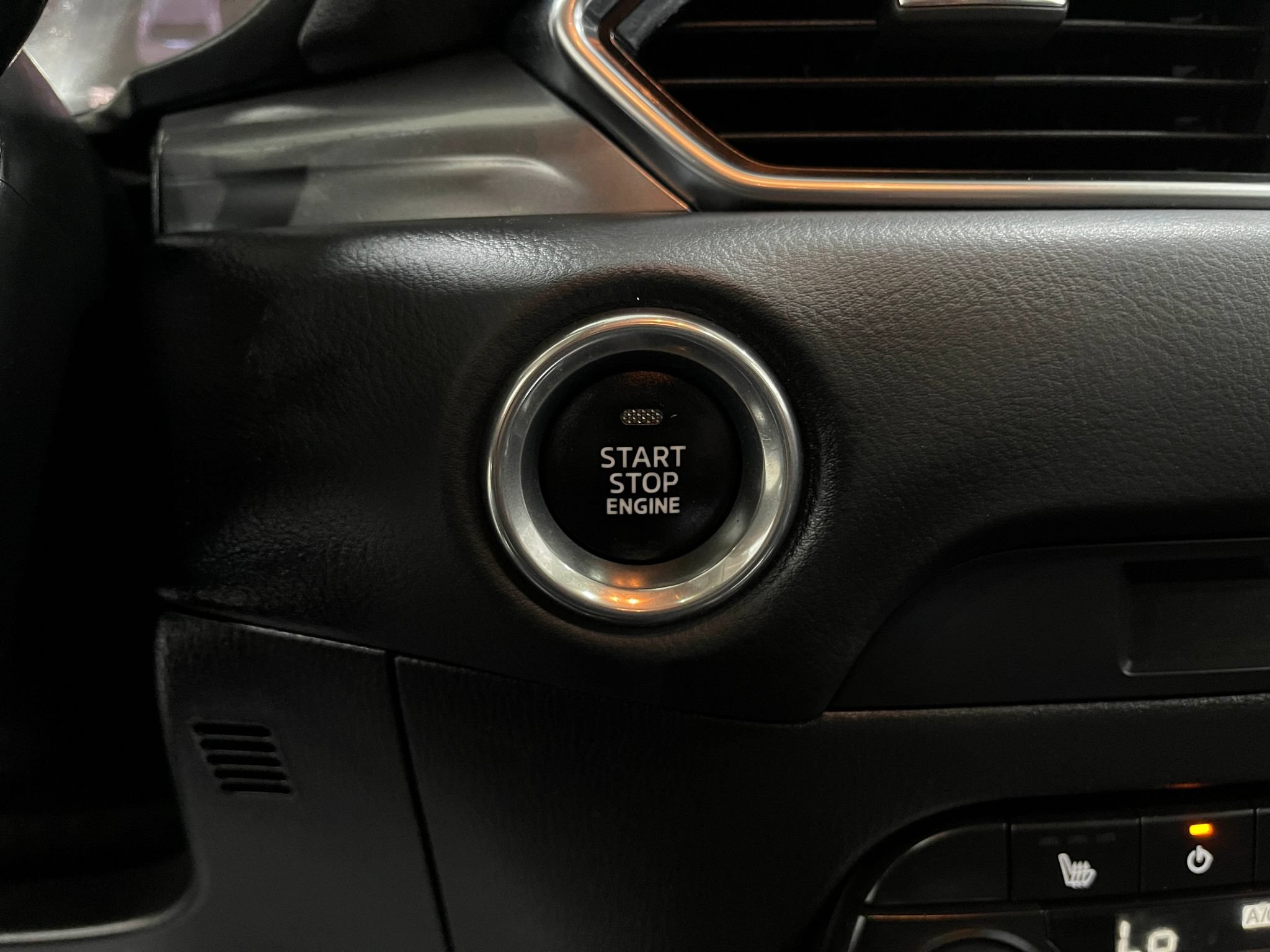 Used 2020 MAZDA CX-5 Touring FWD image 19