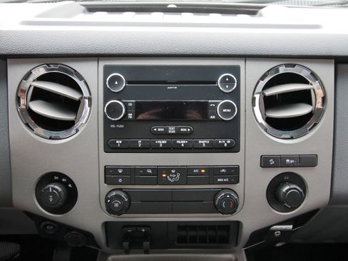 Used 2016 Ford F350 XLT w/ XLT Value Package image 29