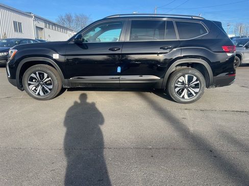 New 2026 Volkswagen Atlas SE image 14