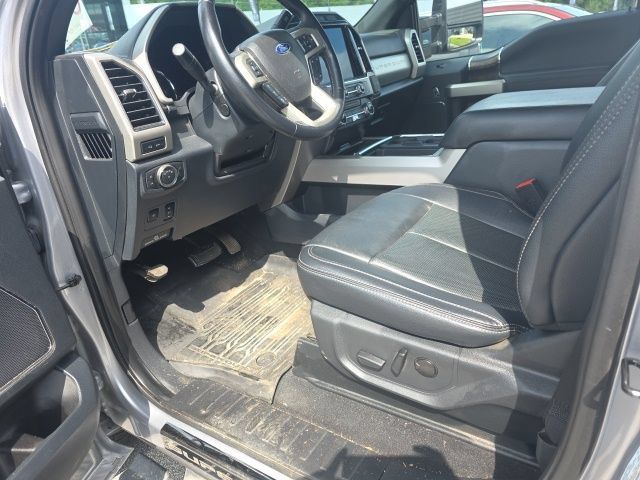 Used 2022 Ford F250 Lariat w/ Lariat Ultimate Package AWD/4WD image 11