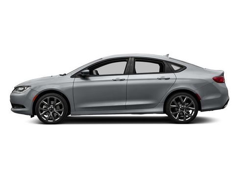 Used 2016 Chrysler 200 S w/ Navigation & Sound Group I FWD image 3