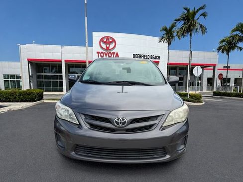 Used 2013 Toyota Corolla L FWD image 2