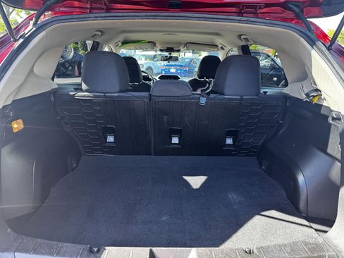Used 2018 Subaru Crosstrek 2.0i Premium AWD/4WD image 12
