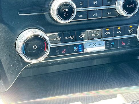 Used 2023 Ford F150 Platinum w/ Equipment Group 701A High AWD/4WD image 21