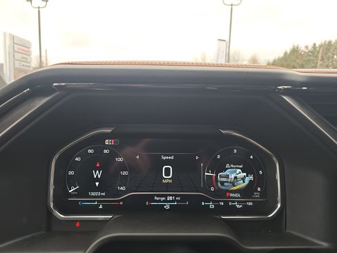 Used 2025 GMC Sierra 2500 AT4 w/ AT4 Premium Plus Package image 24