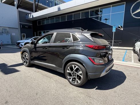 Used 2023 Hyundai Kona Limited FWD image 3