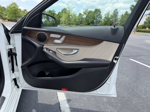 Used 2019 Mercedes-Benz C 300 Sedan image 16